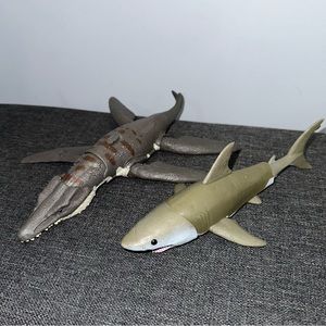 Jurassic World Mosasaurus & Shark